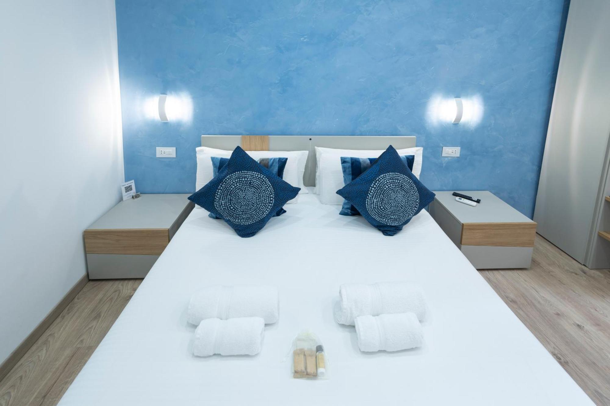 Catone Luxury Rooms Rome Exterior photo